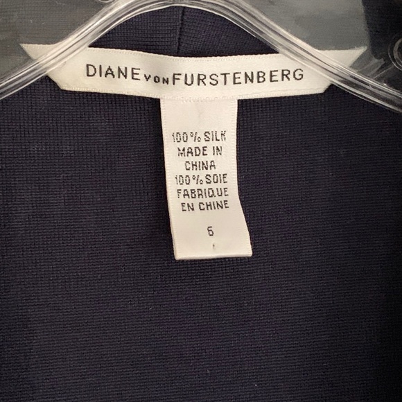 Dress - Picture 5 of 5